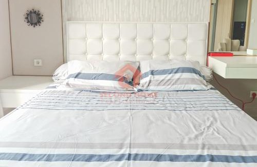 Pondok Aren Apartment | Modern 1BR Embarcadero Apt Bintaro Pool and Gym