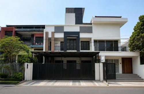 Kayu Putih Hotel | Cove Stariez Auria