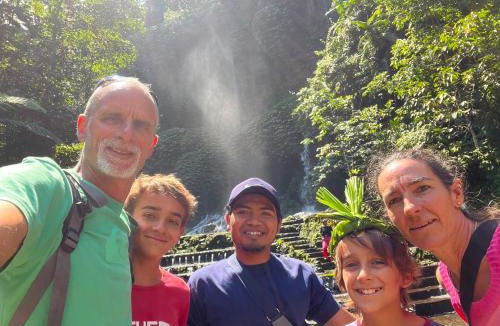 Tetebatu House | Tete batu golden coconut home stay