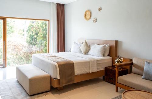Bandung House | Kirei Mountain View Villa 7 Bedrooms With a Private Heated Swimming Pool