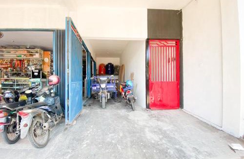 Prigen House | RedDoorz at Jl Raya Pasuruan