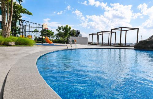 Pekayon Jaya Apartment | Apartemen Grand Kamala Lagoon by 21Room