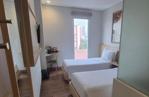 Menteng Hotel | Alltrue Lite Senen Jakarta