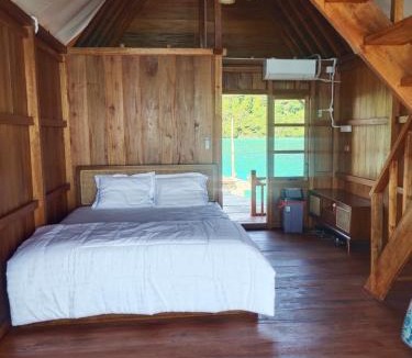 Riau Islands Bed & Breakfast | Selambak View Cottage