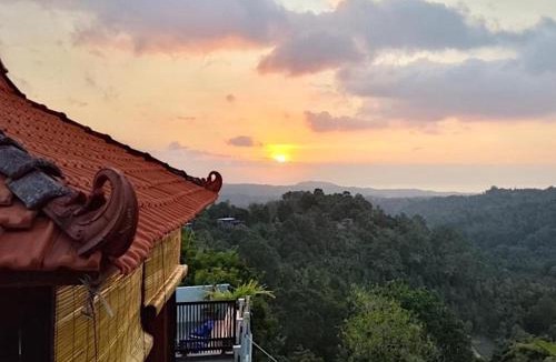 Banjartegehe Cabin | Mayong Awan Cita