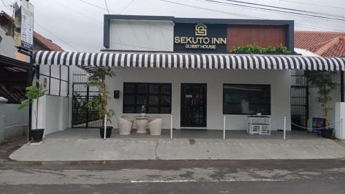 Tegal House | Sekuto Inn
