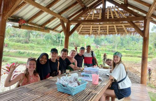 Tetebatu Hostel | Bale Betu Hostel