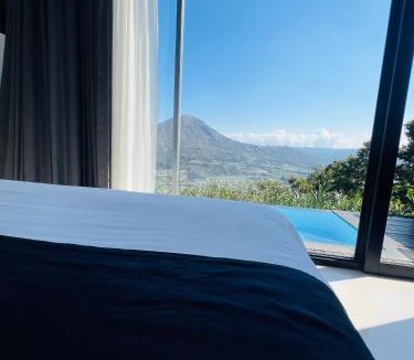 Songan Hotel | Pinggan Infinity - Luxury Cabin in Kintamani