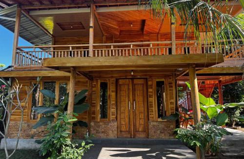Tanjung House | Samana