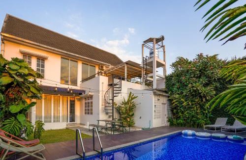 Kalasan Villa | Villa Sambisari by The Lavana Signature