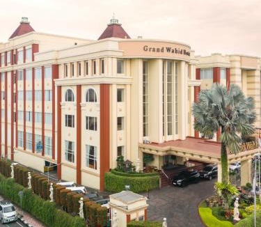 Salatiga Hotel | Grand Wahid Hotel Salatiga