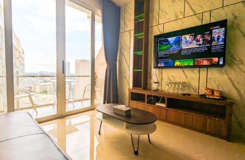 Lubuk Baja Apartment | Lovina Spacious 12A-17 at Nagoya Thamrin