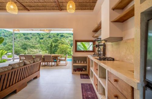 Senggigi Villa | Stunning Panoramic View Villa Private Pool Senggigi