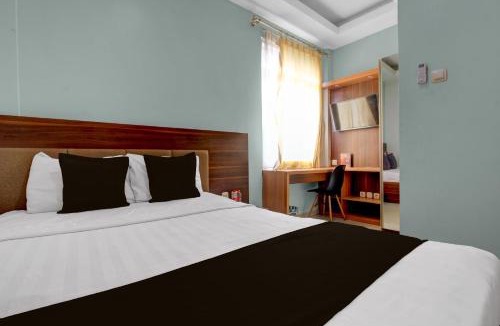Solo City Centre Hotel | Collection O near Stasiun Solo Balapan formerly WesBobo Inn