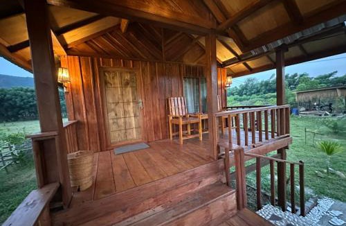 Sumbawa Barat House | Cozy cove hut