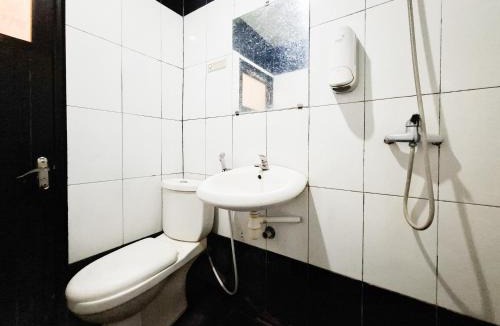 Malang House | RedDoorz near RS Panti Nirmala Malang