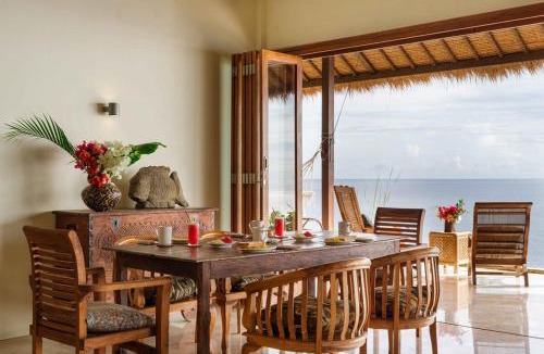 Amed Villa | Private Deluxe Villa 20 m Infinitypool Ocean Front