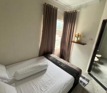Pangururan House | Nok Homestay