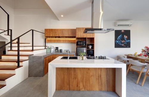 Kesiman Villa | BrandNew Beachside Luxury Villa 3BR Tropical B