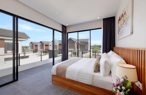 Kesiman Villa | BrandNew Beachside Luxury Villa 3BR Tropical B