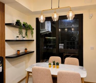 Cikarang Apartment | Ozravia Elegance 2BR at Pollux Chadstone by OZ Team