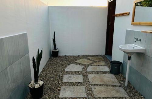 Rote Island House | Lomba Oen bungalow