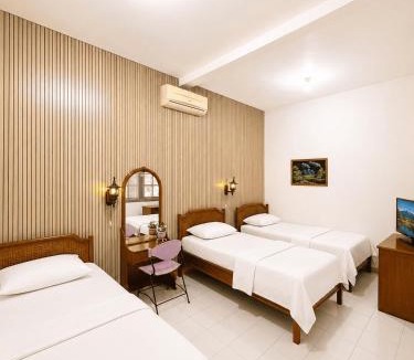 Dinoyo House | Enny's Guest House