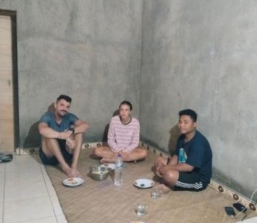 Ruteng House | Homestay Lodok
