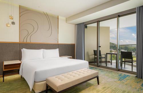 Batam Hotel | Radisson Golf & Convention Center Batam