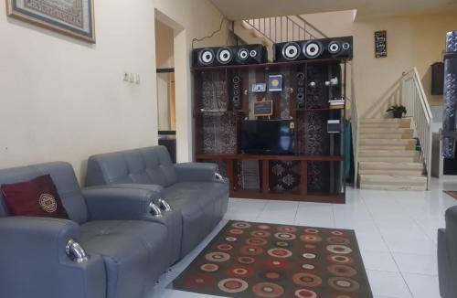 Beji House | Homey view Gunung Panderman