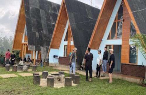 Pangalengan House | Cozzy Artana Cabin