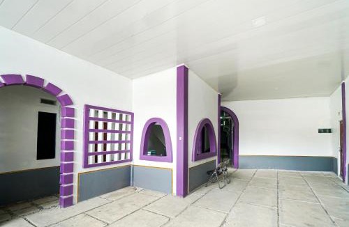 Karawang Hotel | RedDoorz at Jalan Ahmad Yani Karawang
