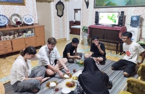 Bukittinggi House | Hasbi Homestay Syariah