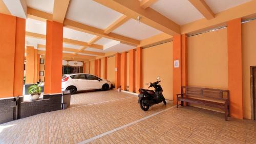 Yogyakarta Hotel | RedDoorz Syariah At Endrayanti Inn RSUD Yogyakarta