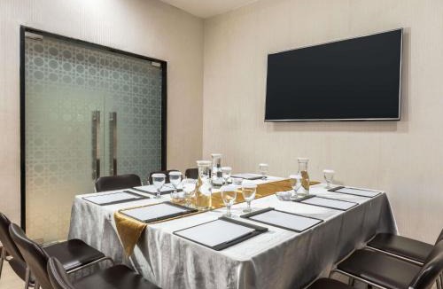 Menteng Hotel | Mercure Jakarta Cikini