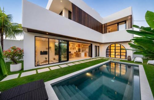 Uluwatu House | 3BR Prime Villa Uluwatu with Pool and Free Airport Pickup