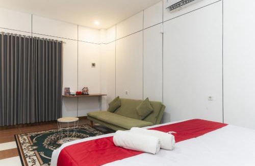 Bojonegoro Hotel | RedDoorz at Kota Bojonegoro