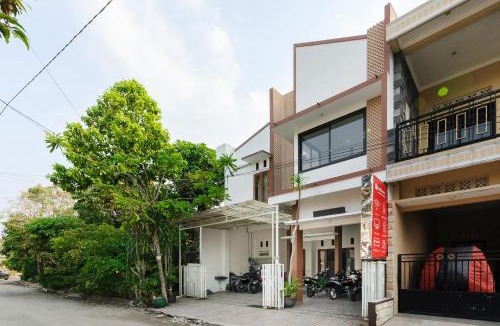 Malang Hotel | RedDoorz @ Jalan Danau Limboto