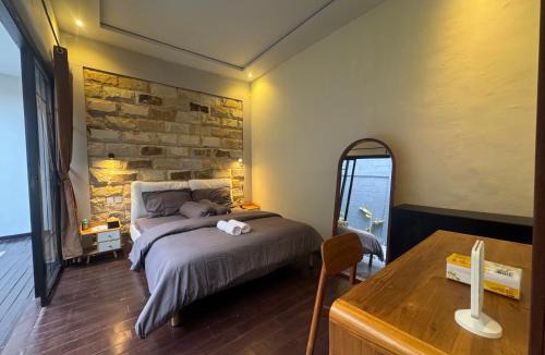 Kampial House | Rumah Sudut