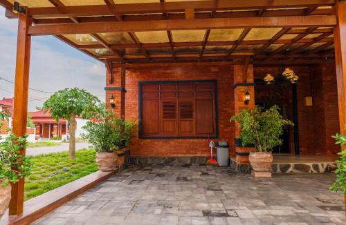 Klaten House | Griya Mandara Homestay Prambanan