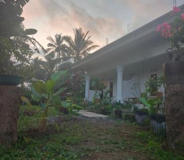 Tetebatu Hostel | Tetebatu Backpackers Base