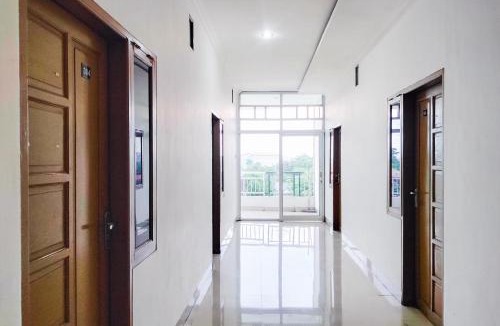 Panakkukang House | RedDoorz at Jalan Perintis Kemerdekaan Makassar