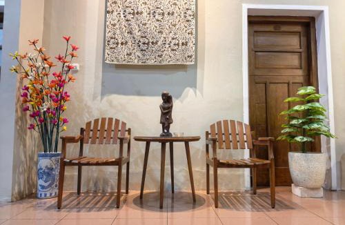 Prawirotaman House | Santalum Hotel Yogyakarta