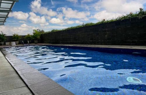 Jakarta Apartment | Modern Belmont Apt Studio Pool, Gym & Wifi