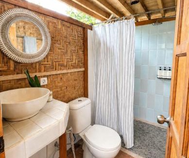 Sumbawa Barat Villa | J home stay