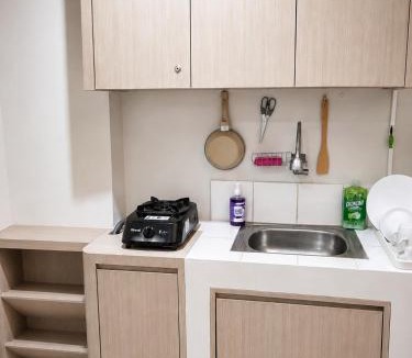 Pluit Apartment | Cozy Studio Apartment Greenbay Baywalk Mall