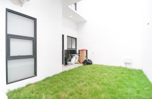 Yogyakarta House | Griya Sidobali Syariah Family Only