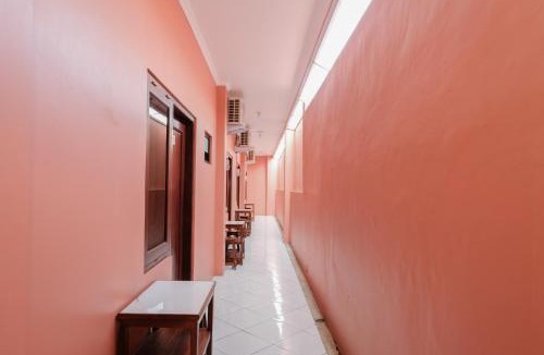 Semarang Hotel | RedDoorz Syariah Miyona near Siliwangi Semarang