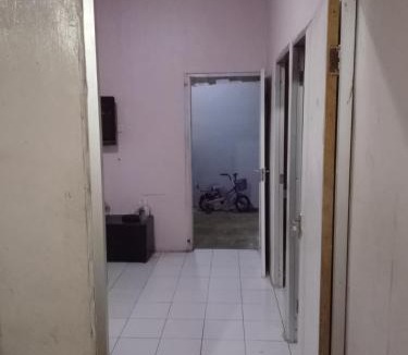 Cibinong House | Iqbal's properti