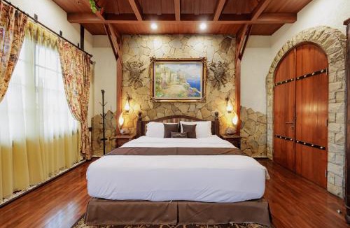 Pancawati Villa | The Lavana Signature Edensor Mansion Sentul